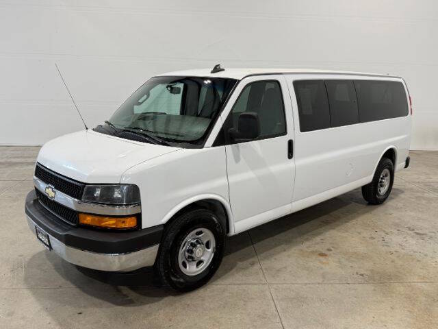 chevrolet express passenger 2018 1GAZGPFG7J1331310 image chevrolet express passenger 2018 1GAZGPFG7J1331310 image